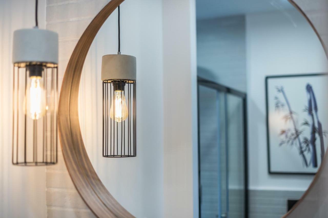 "Sunbow Olive"- Boutique Apartment In Dowtown Афины Экстерьер фото